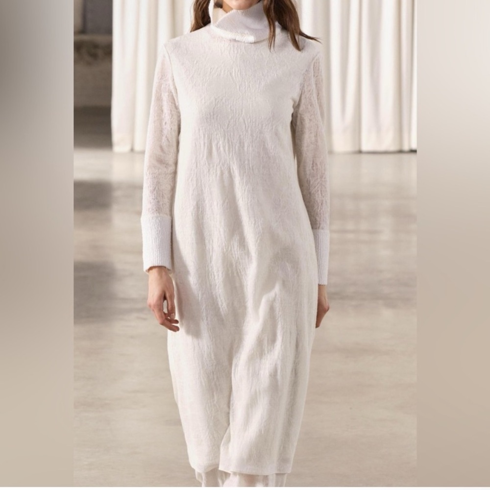 ZARA Elegant White Turtleneck Midi Dress